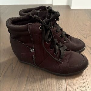 Justice girls black shoes sz 4 excellent condition ret $69